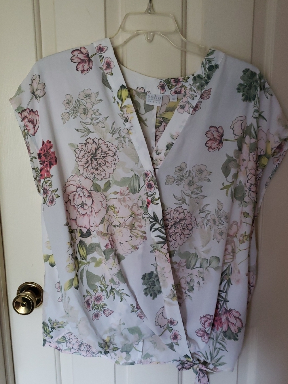 New York & Company Soho White Floral V-Neck Faux Wrap Tie-Hem Blouse XXL